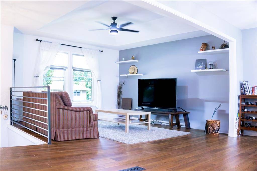 Warrensburg, MO 64093,708 Cantebury DR