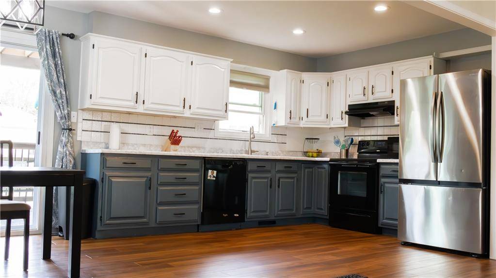 Warrensburg, MO 64093,708 Cantebury DR