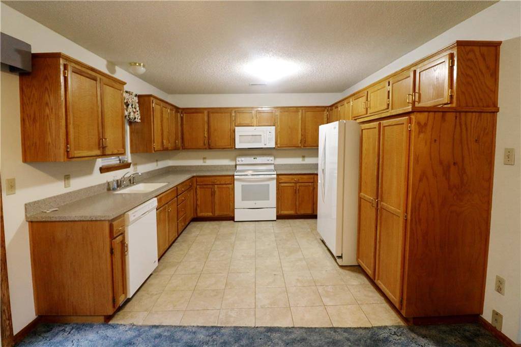 Warrensburg, MO 64093,1201 Fox Run DR