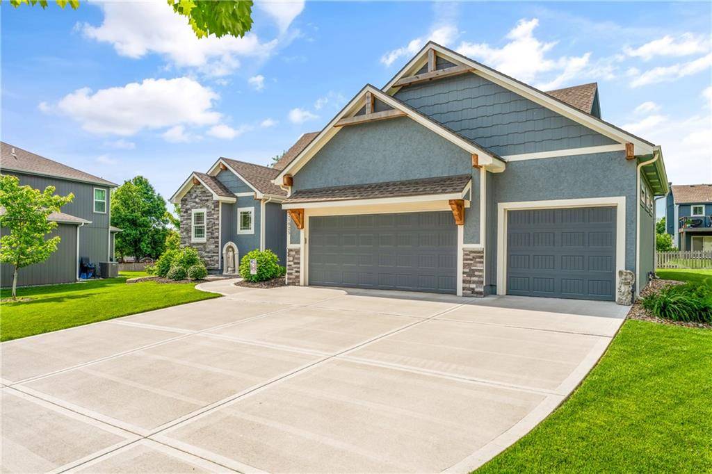 Spring Hill, KS 66083,21025 W 225th TER