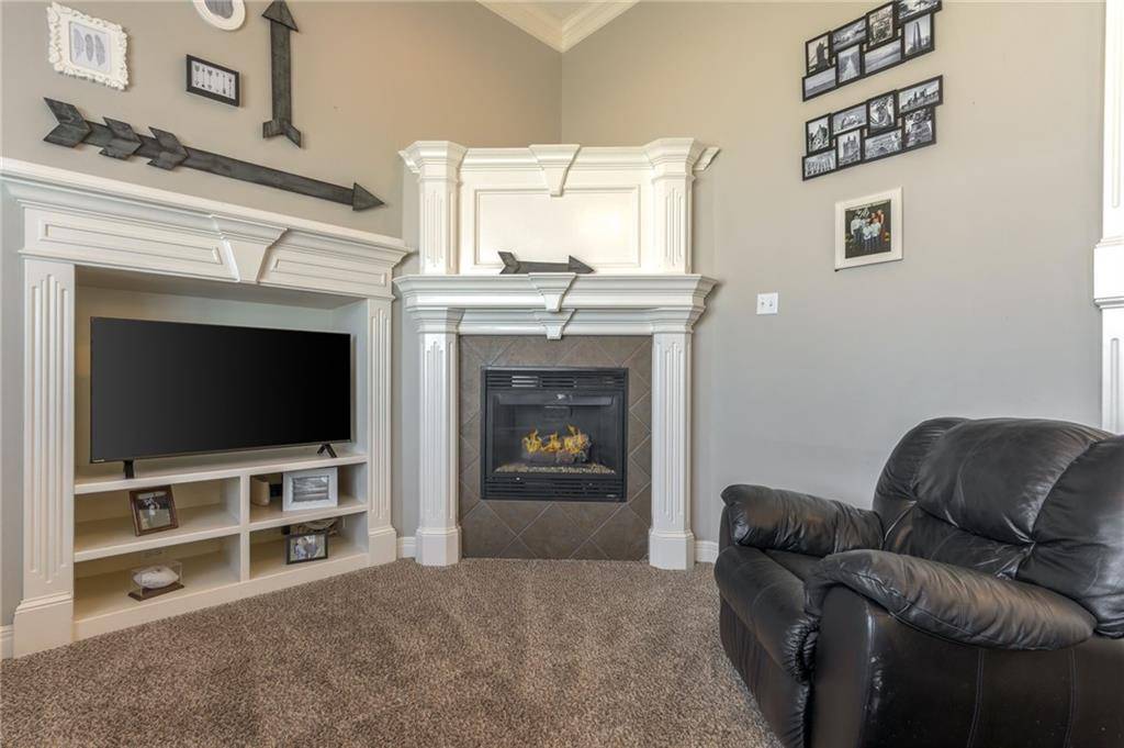 Kearney, MO 64060,803 Crestridge DR