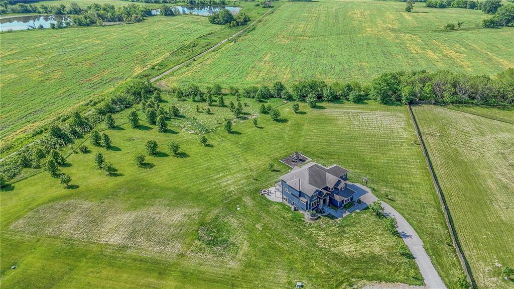 Lee's Summit, MO 64086,30601 E Hideaway LN