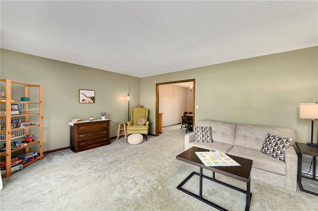 Leavenworth, KS 66048,3122 Lakeview CIR