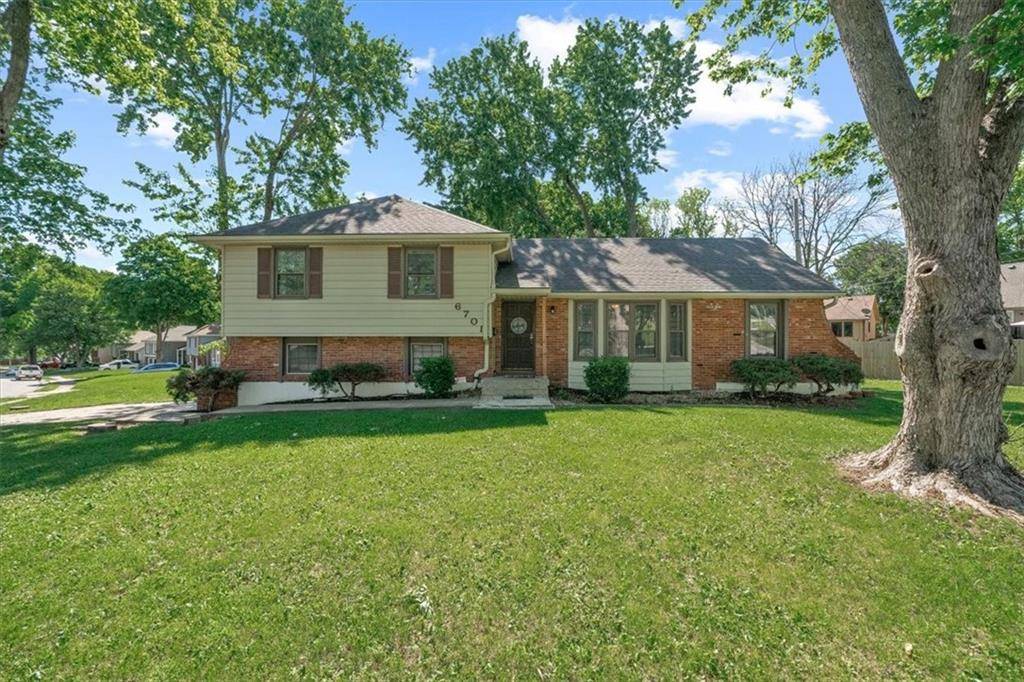 Grandview, MO 64030,6701 E 126th ST