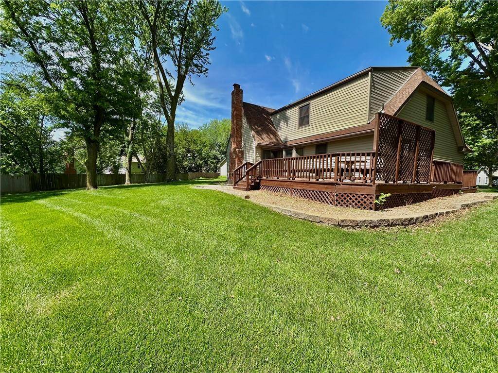 Overland Park, KS 66210,10951 Nieman RD