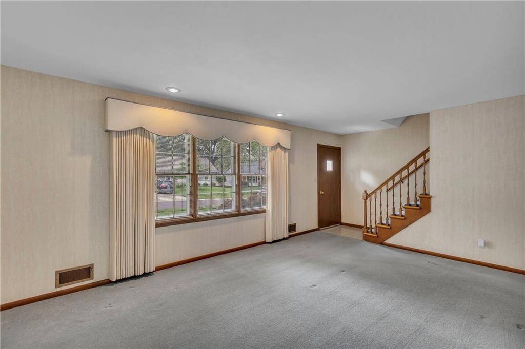 Overland Park, KS 66212,7701 W 97th ST
