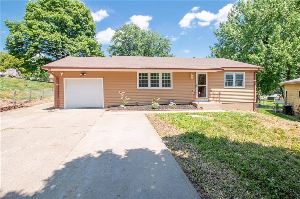 St Joseph, MO 64503,2711 Cedar ST