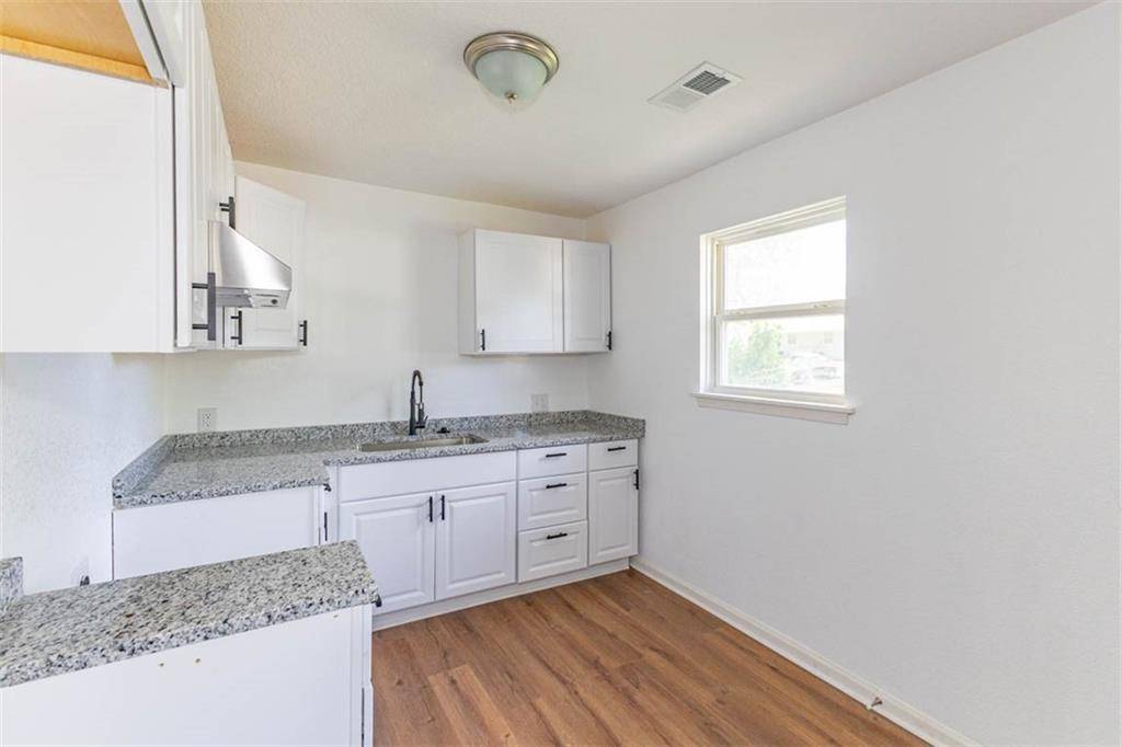 Grandview, MO 64030,6021 E 151st TER