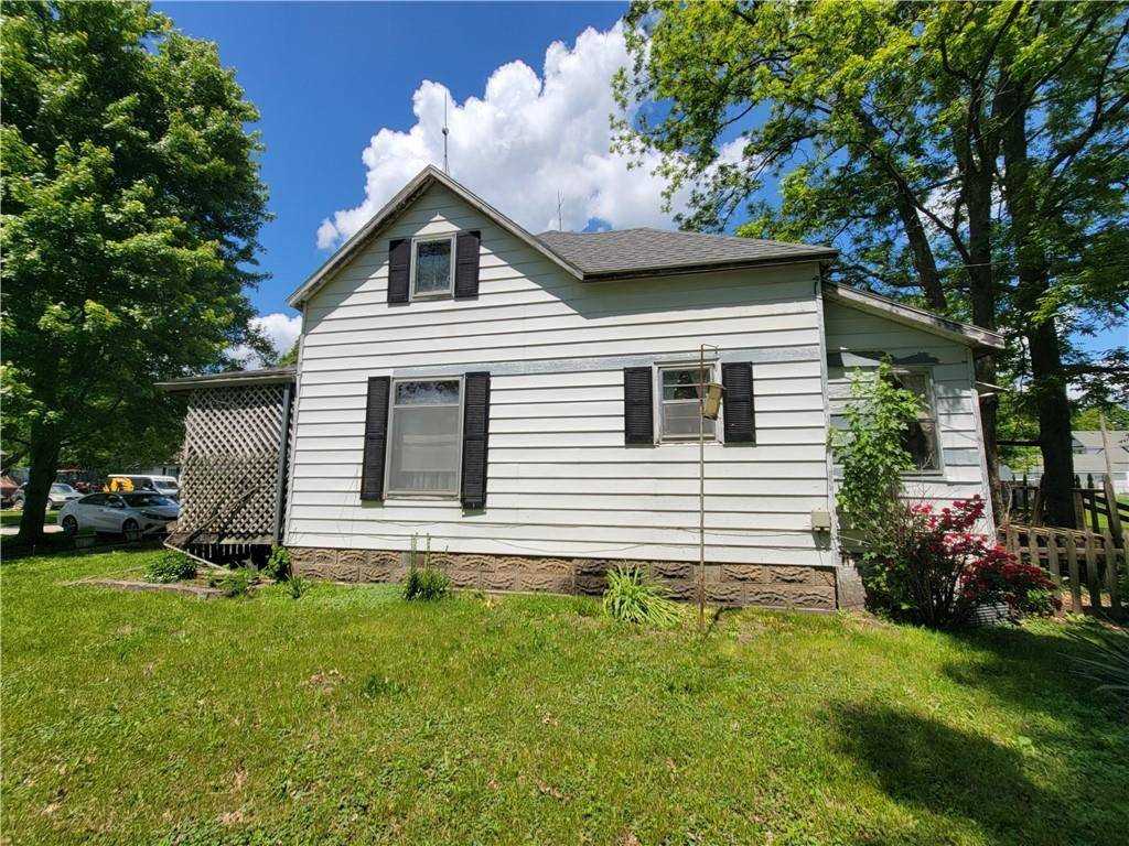 Leeton, MO 64761,111 S Wall ST