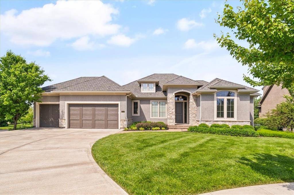 Overland Park, KS 66062,16456 Cody ST