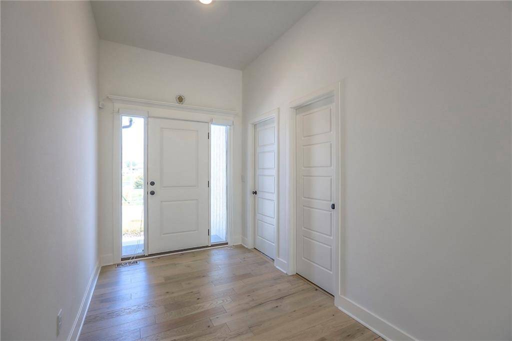 Grain Valley, MO 64029,811 NW Hickory Ridge DR