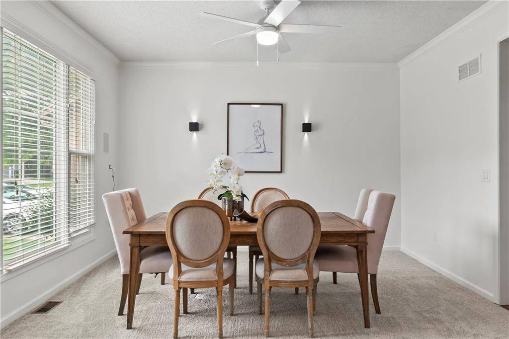 Shawnee, KS 66226,4612 Roberts ST