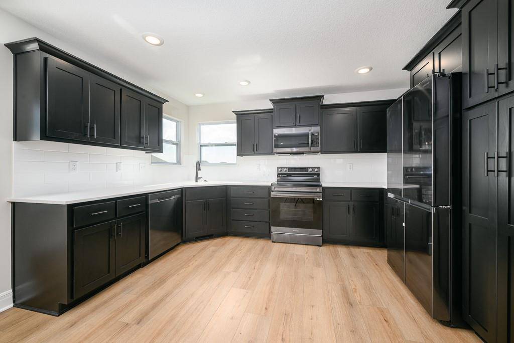 Perry, KS 66073,1016 2nd ST