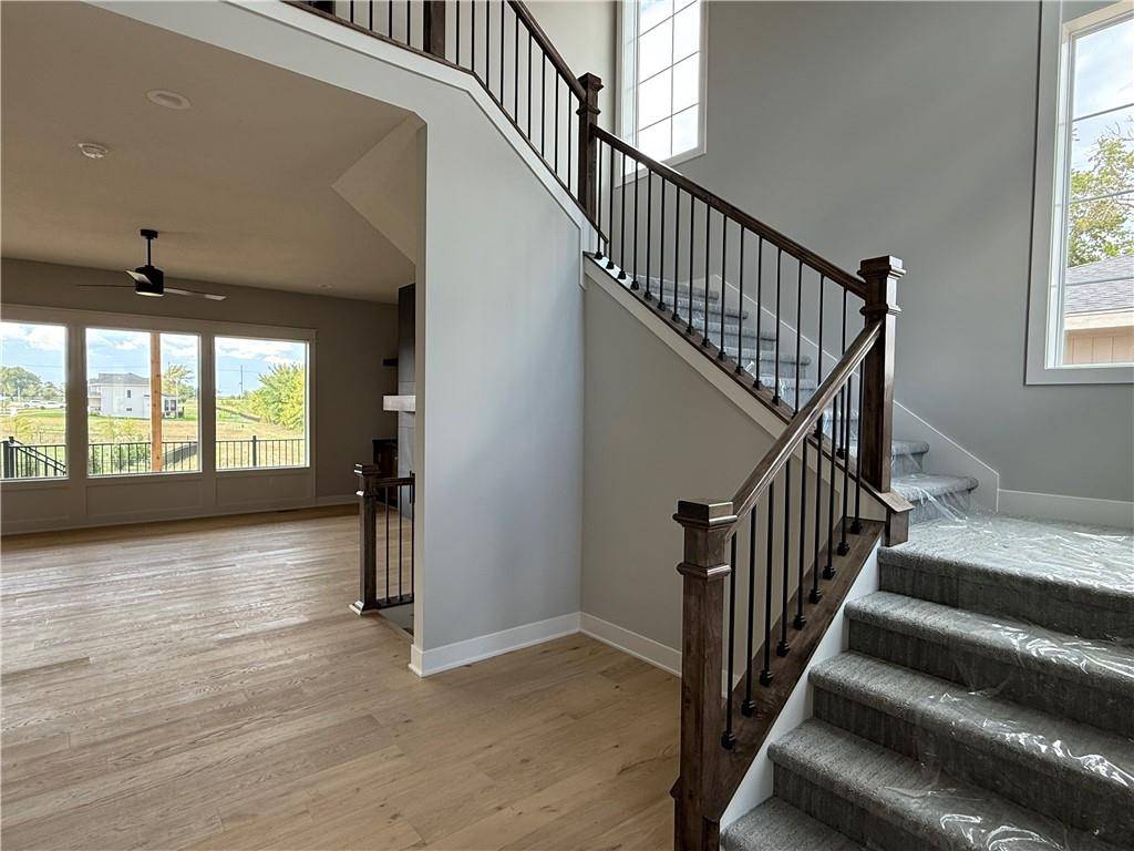 Overland Park, KS 66085,18456 Pawnee LN