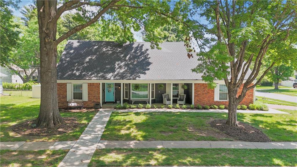Overland Park, KS 66212,9849 Riggs ST