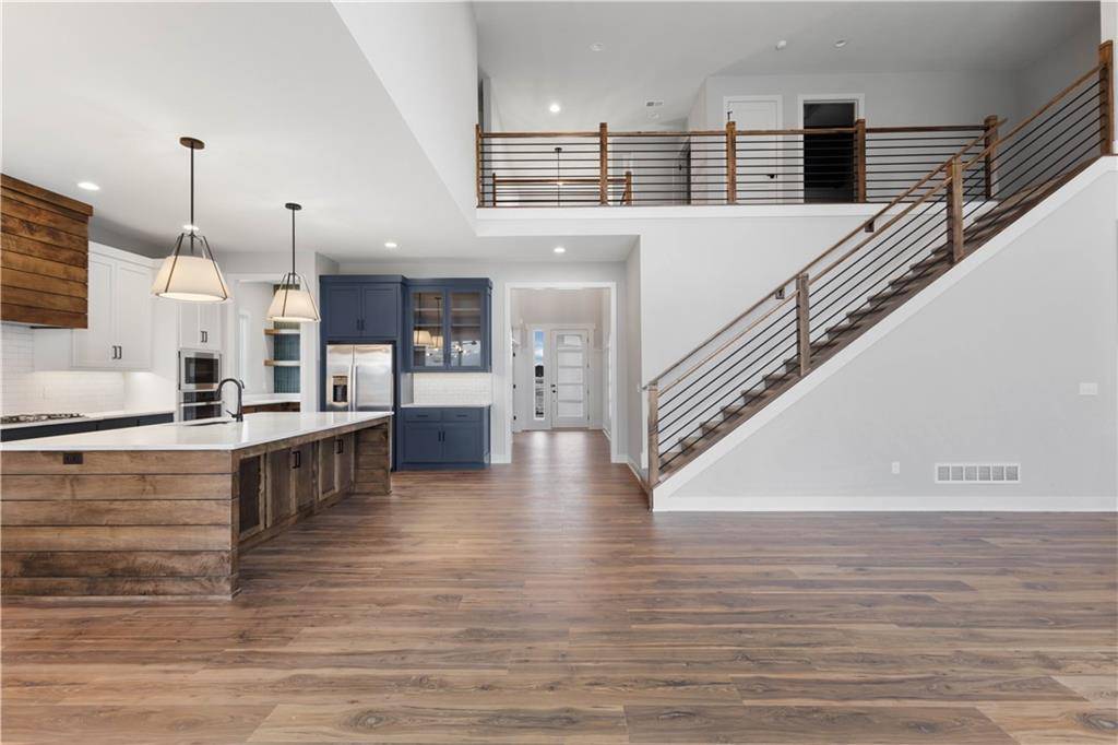Overland Park, KS 66085,18464 Windsor ST
