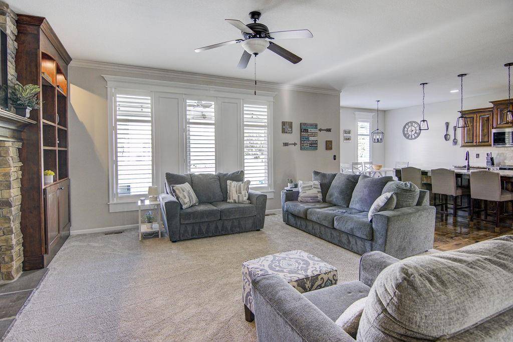 Olathe, KS 66062,16324 S Locust ST