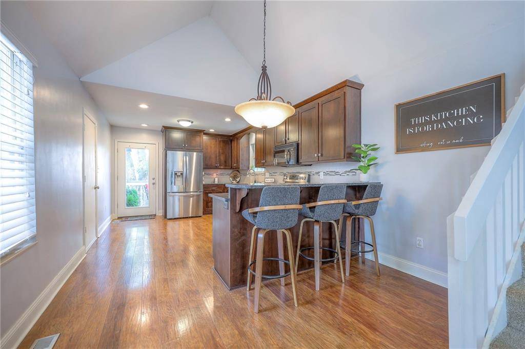 Shawnee, KS 66216,4729 Halsey ST