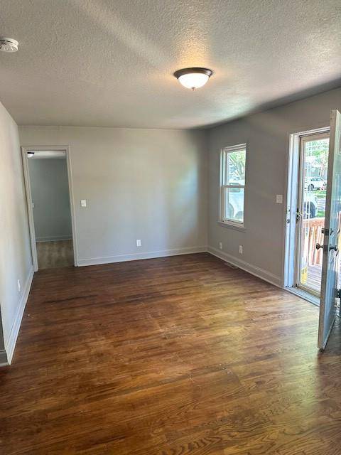 Lee's Summit, MO 64081,307 SW Glendana ST