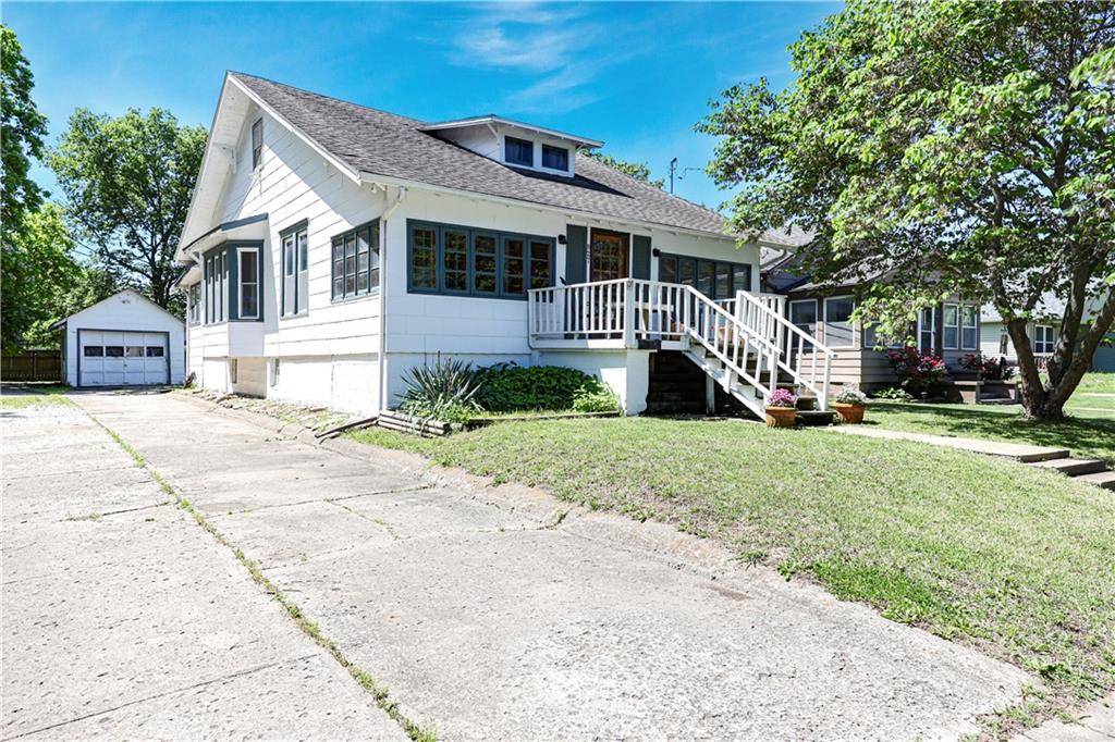 Osawatomie, KS 66064,827 Pacific AVE