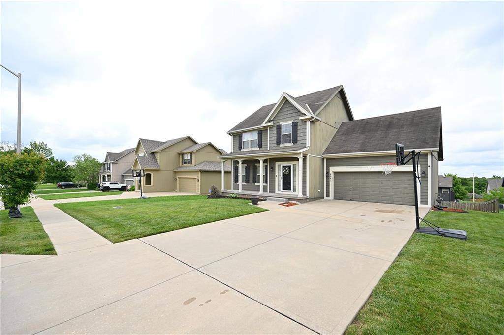 Kansas City, MO 64157,8941 NE 116th PL
