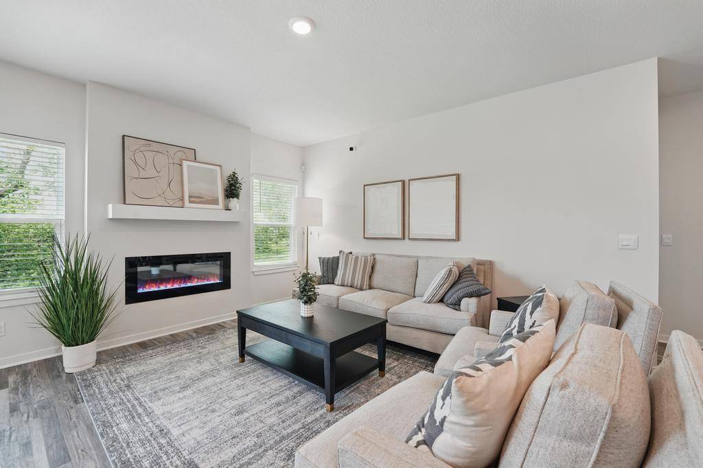 Raymore, MO 64083,2206 Creek View LN
