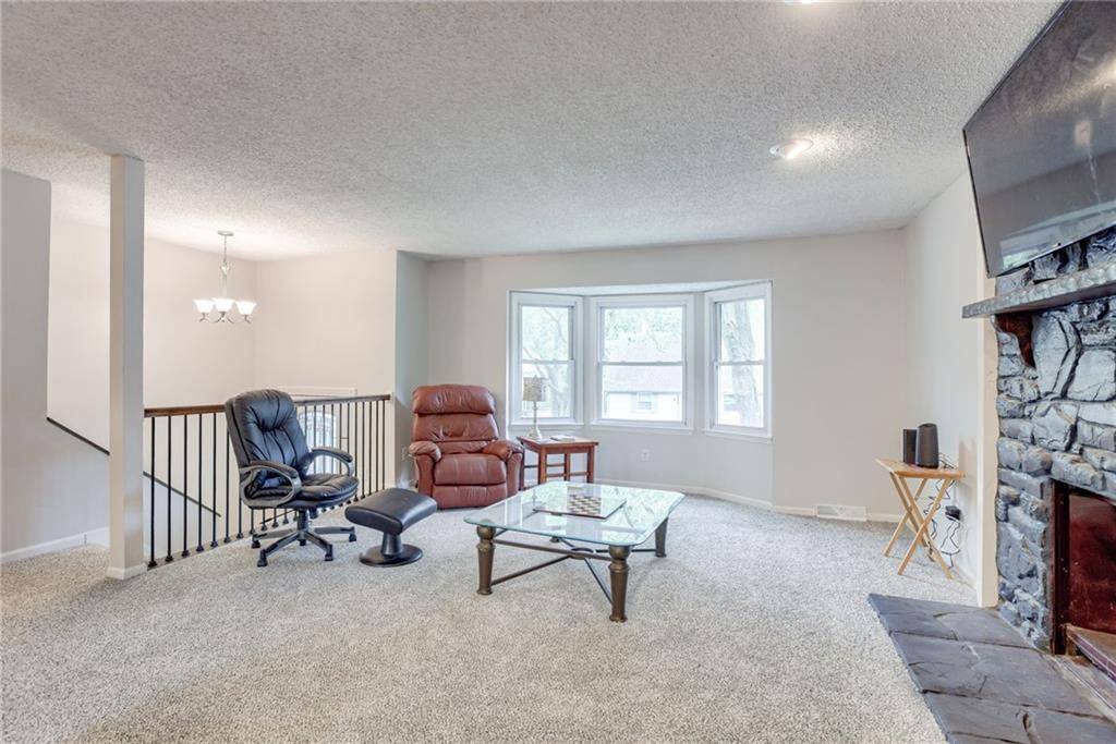 Kearney, MO 64060,302 E 11th ST