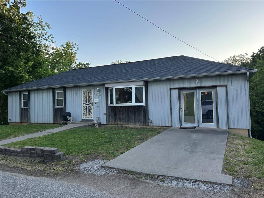 Lexington, MO 64067,124 N 23rd ST