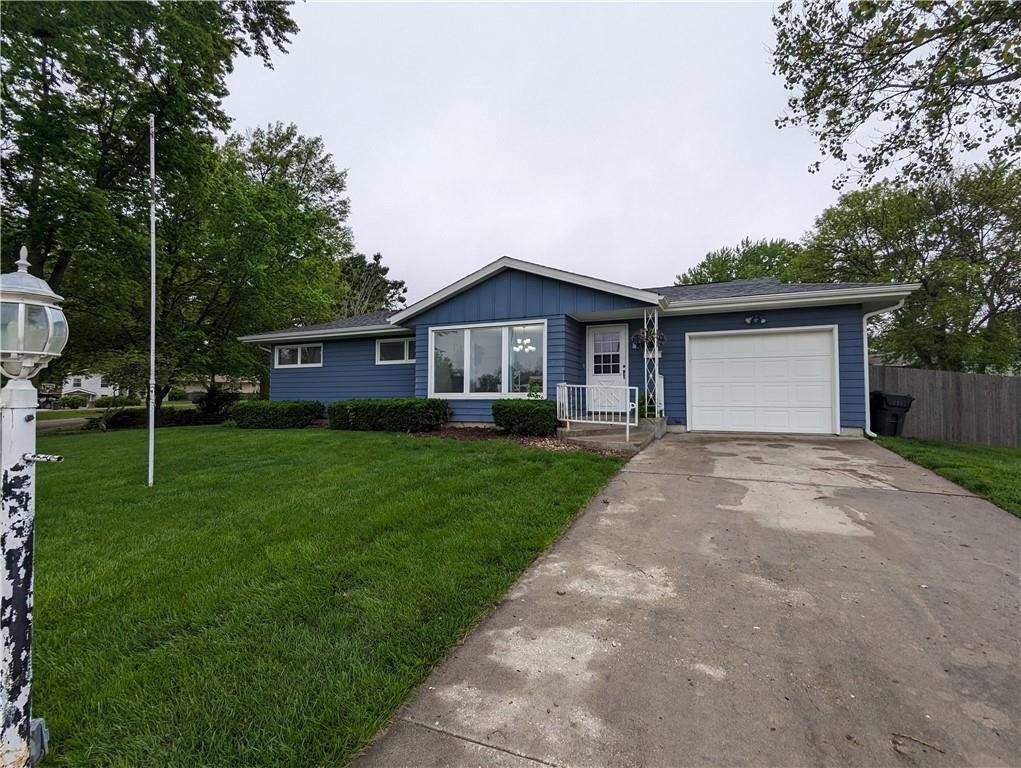 Hiawatha, KS 66434,400 Pawnee AVE