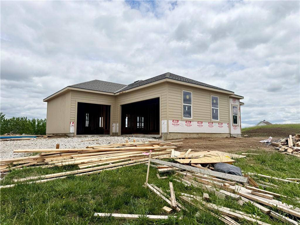 Leavenworth, KS 66048,1221 S Desoto RD