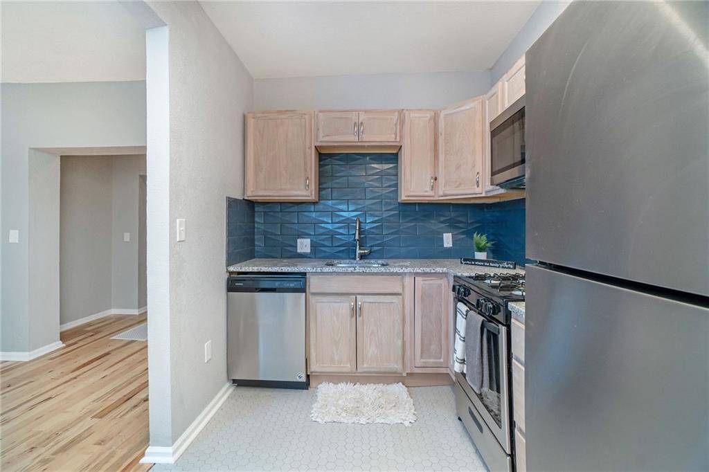 Kansas City, MO 64124,412 Montgall AVE