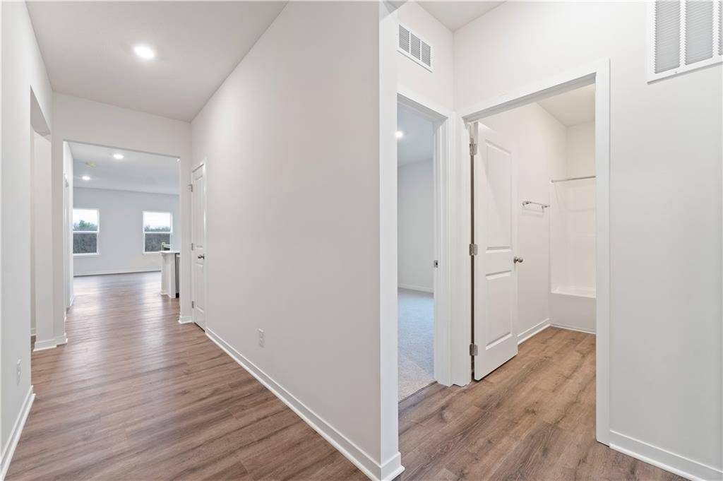 Belton, MO 64012,813 Bentley DR