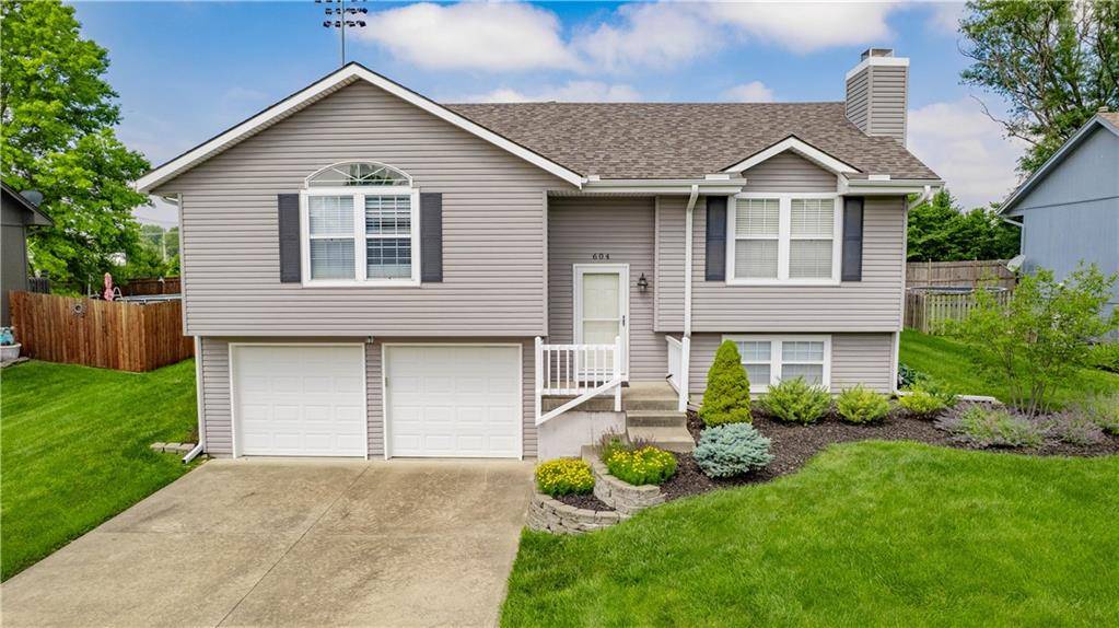 Greenwood, MO 64034,604 20th AVE #S