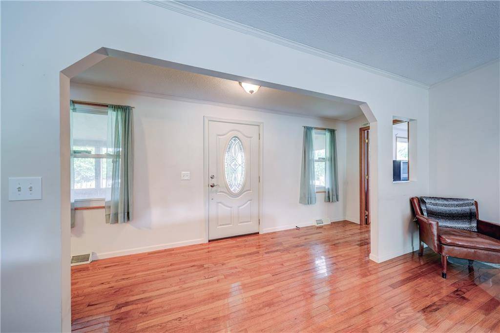 Linn Valley, KS 66040,5 Midas LN
