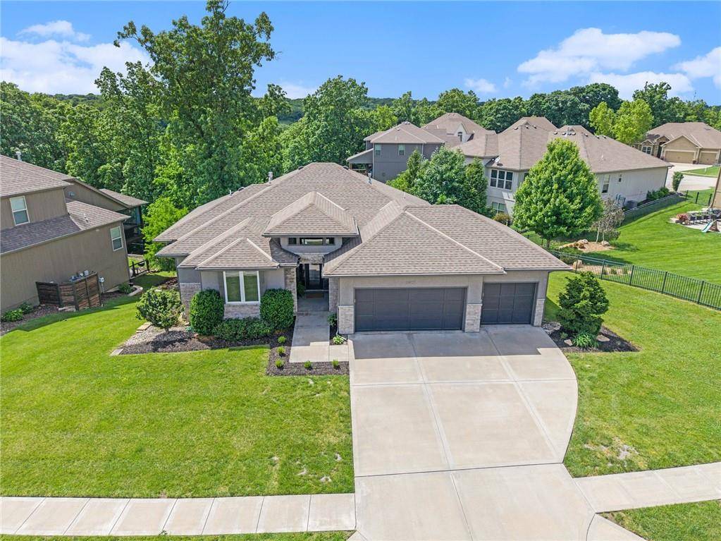 Parkville, MO 64152,6401 N Whitetail WAY