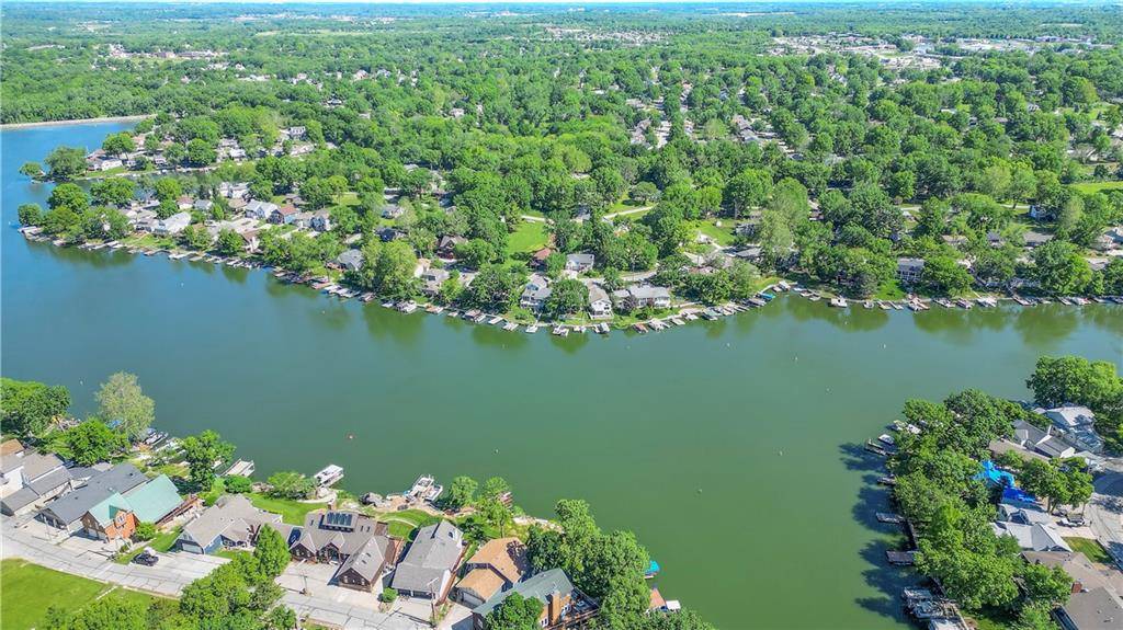 Lake Tapawingo, MO 64015,135 Dockside CIR