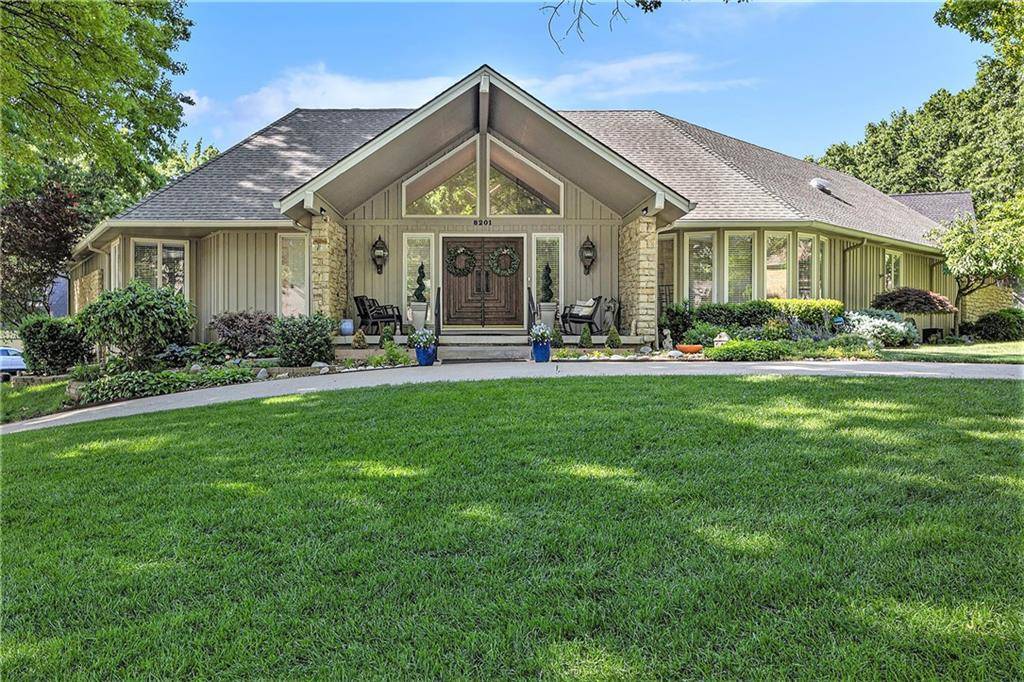 Overland Park, KS 66212,8201 W 100th TER