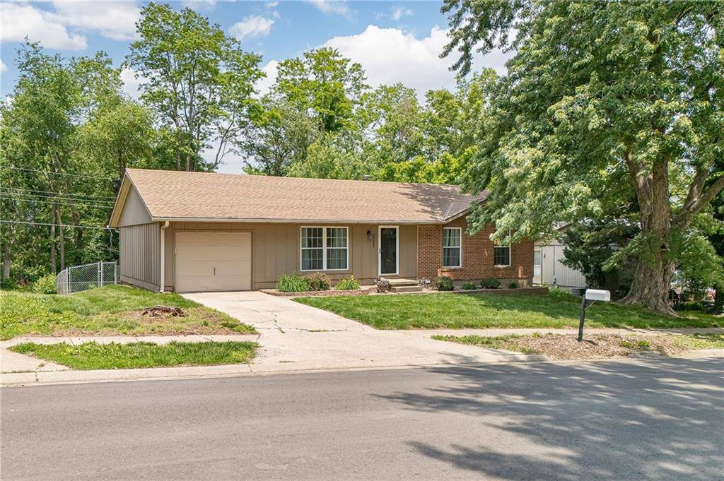 St Joseph, MO 64503,5323 University AVE
