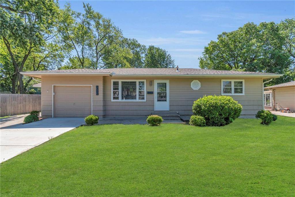 Gladstone, MO 64119,6505 N WALROND AVE
