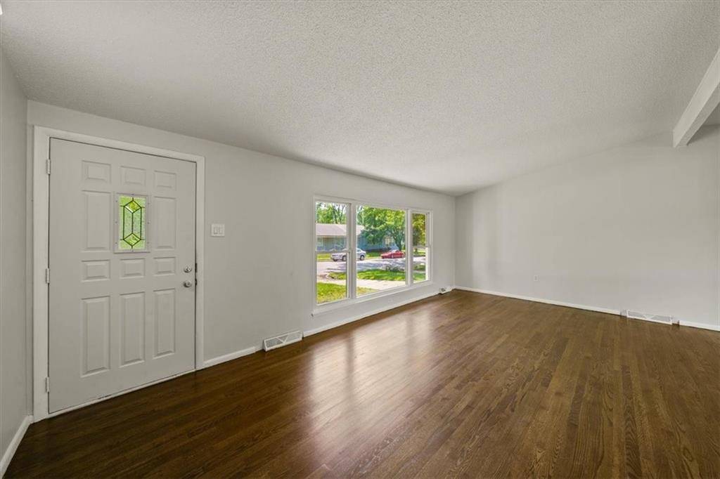 Belton, MO 64012,419 Whisper LN