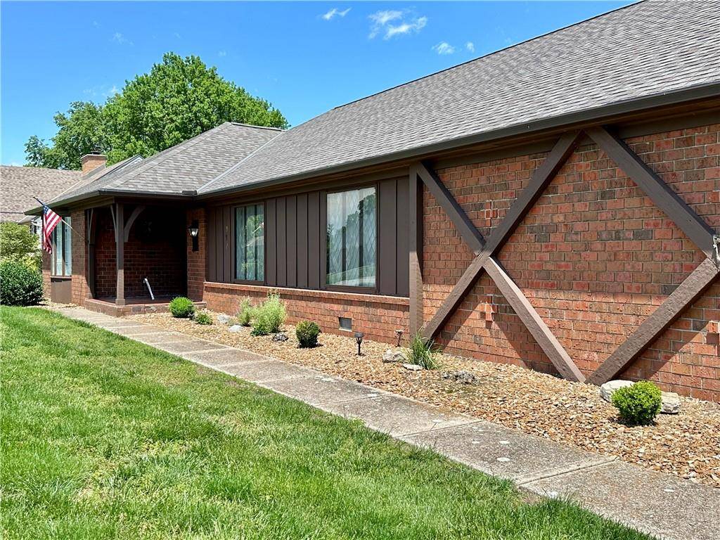 Butler, MO 64730,917 Country Club DR
