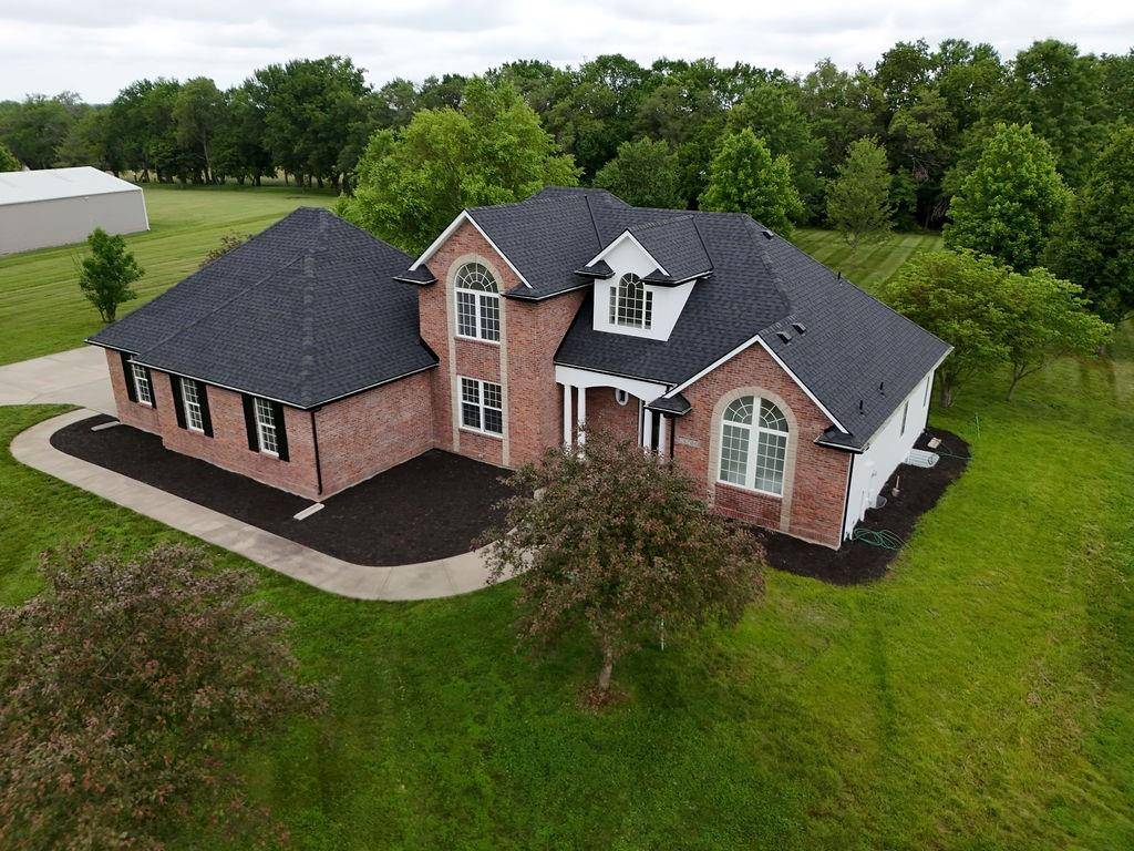 Lee's Summit, MO 64086,24704 Woodland CIR