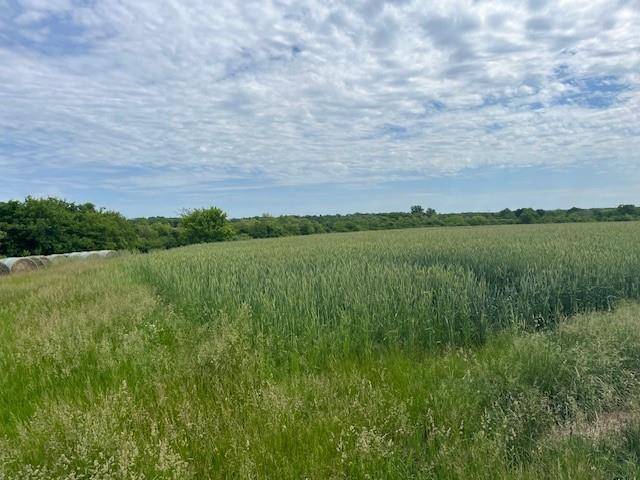 Paola, KS 66071,0005 Crescent Hill RD