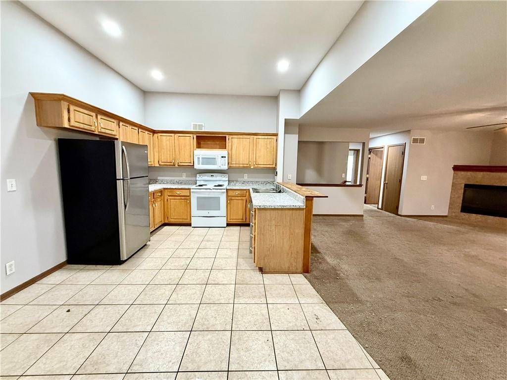 Raytown, MO 64138,11909 E 85th ST