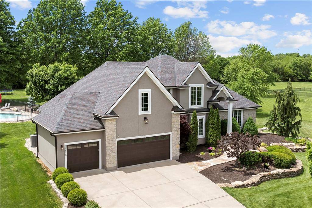 Raymore, MO 64083,15618 Meadowbrook CT
