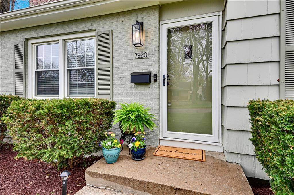Overland Park, KS 66212,7920 W 92nd PL