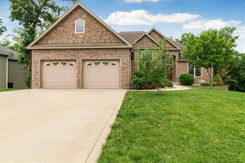 Warrensburg, MO 64093,906 Cheatham CT