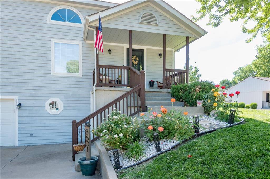 Overland Park, KS 66212,8601 England ST