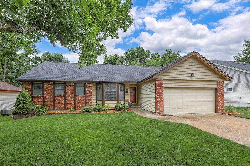 Lenexa, KS 66215,15005 W 94 ST