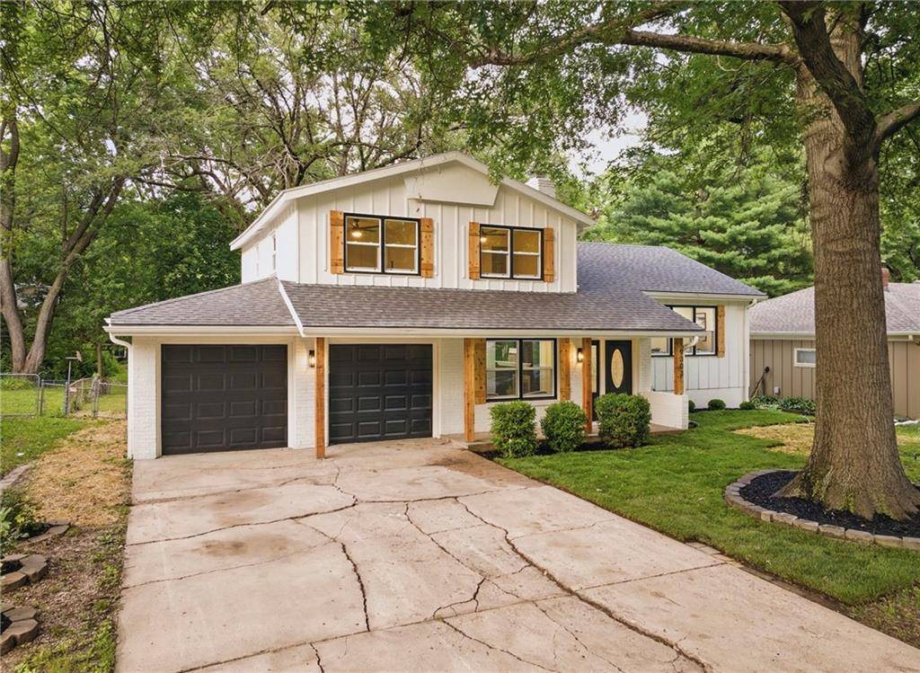 Overland Park, KS 66212,9303 Hayes DR